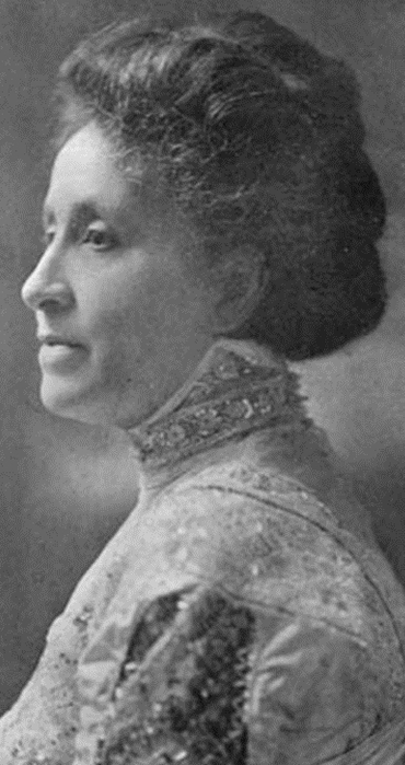 Schwarz-Weiß Photo von Mary Curch Terell. Hochgeschlossenes Kleid. Blick nach links Schwarz-Weiß Foto von Anna Julia Cooper. Sitzend in hochgeschlossenem Kleid. Blick in die Kamera